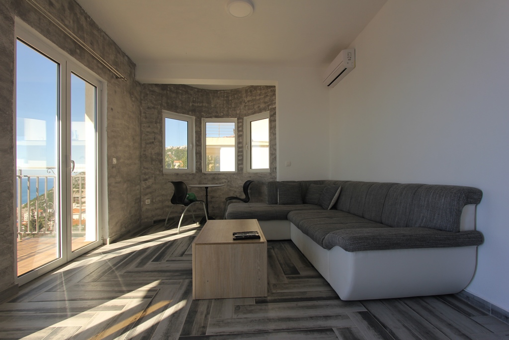 Image of House - 4 Bedrooms - 4 Bathrooms for Sale in Bar-Dobre Vode-Montenegro, Image 3